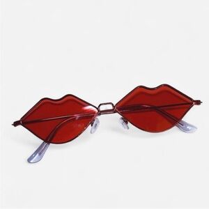 Red Lip-Shaped Sunglasses